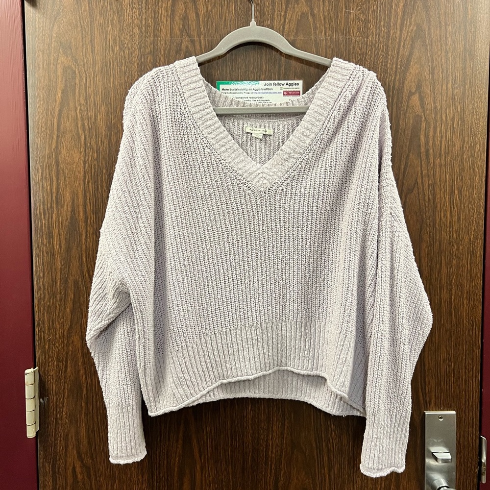 American Eagle Sweater